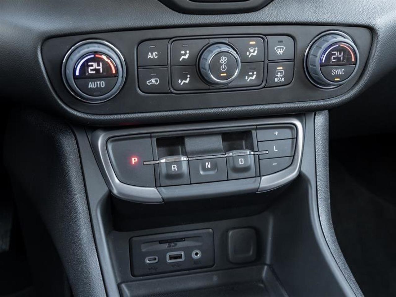 2023 GMC Terrain AT4 AWD Following Distance Indicator Heated Steeri Photo