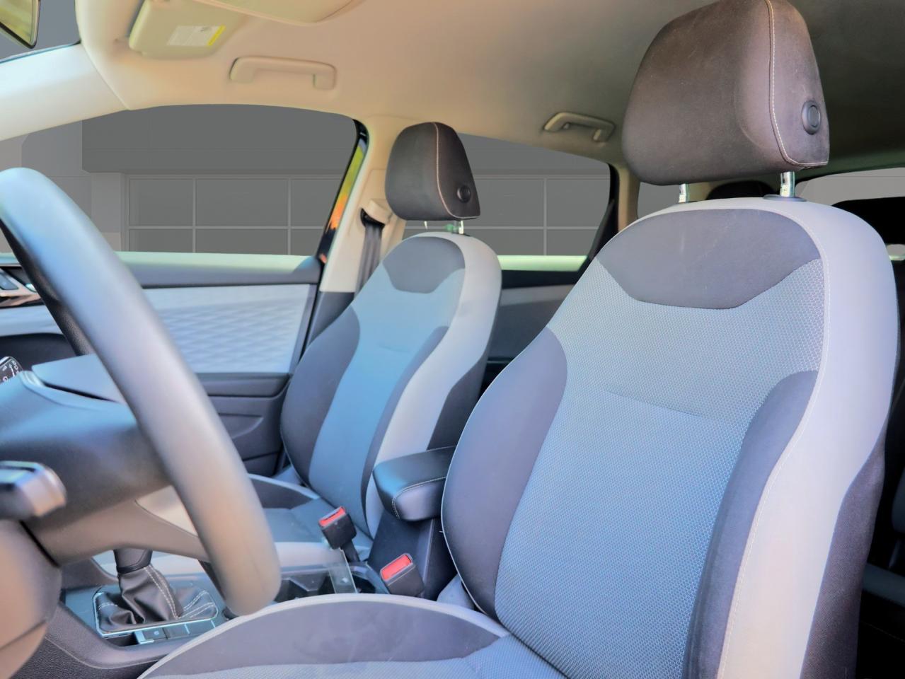 2022 Volkswagen Taos Trendline 4MOTION   Heated Seat   Backup Camera Photo