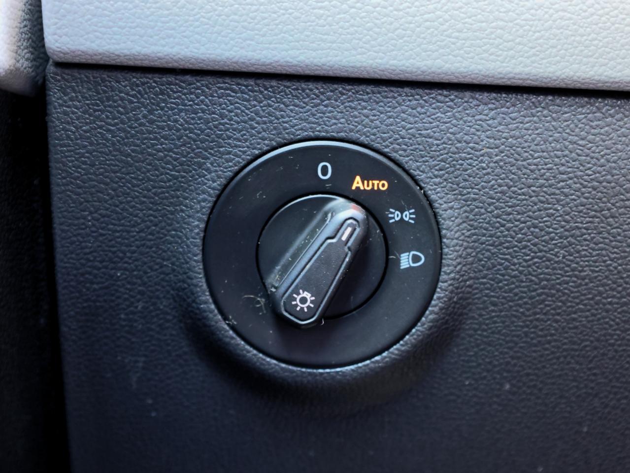 2022 Volkswagen Taos Trendline 4MOTION   Heated Seat   Backup Camera Photo