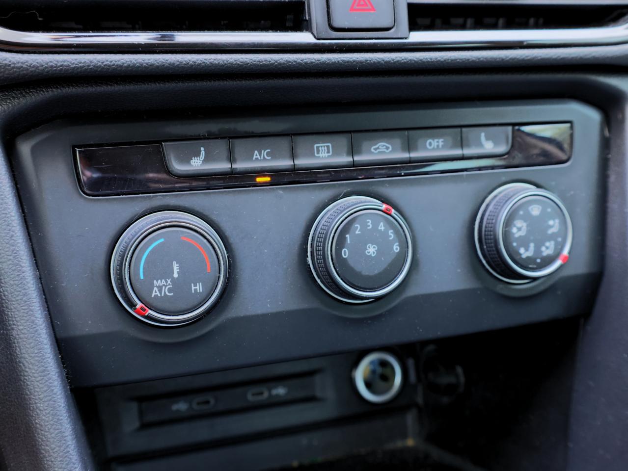 2022 Volkswagen Taos Trendline 4MOTION   Heated Seat   Backup Camera Photo