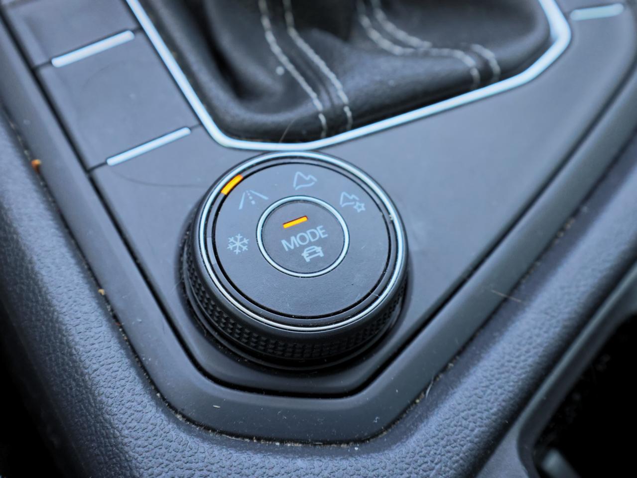 2022 Volkswagen Taos Trendline 4MOTION   Heated Seat   Backup Camera Photo