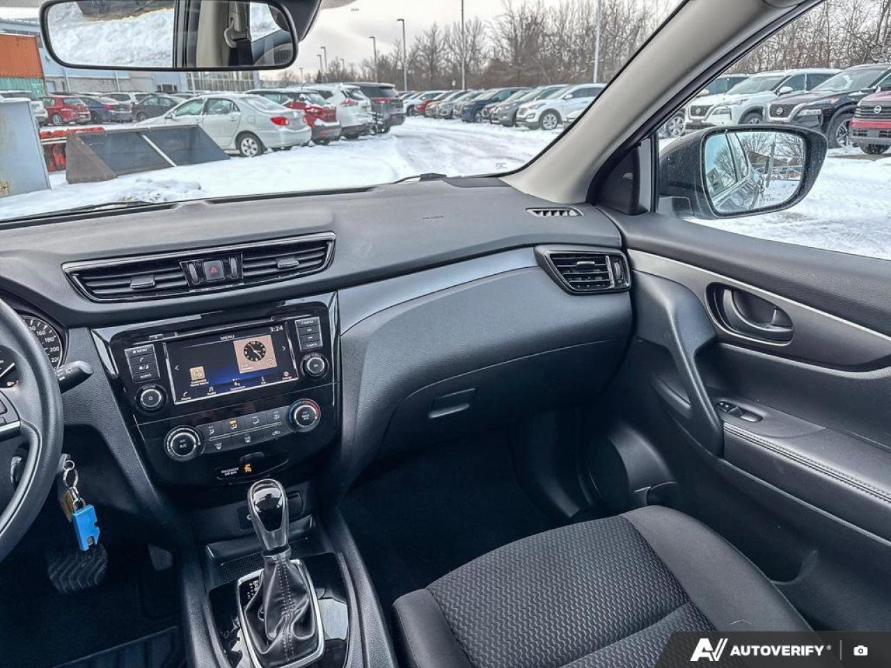 2021 Nissan Qashqai S Photo