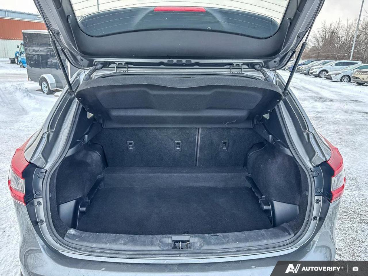 2021 Nissan Qashqai S Photo