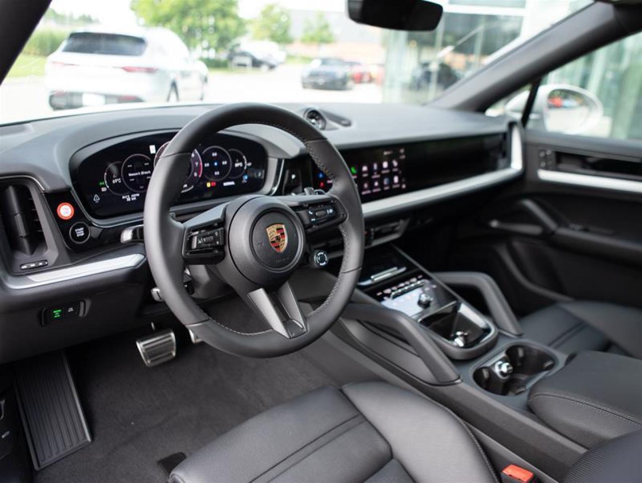 2024 Porsche Cayenne S Coupe AWD Photo