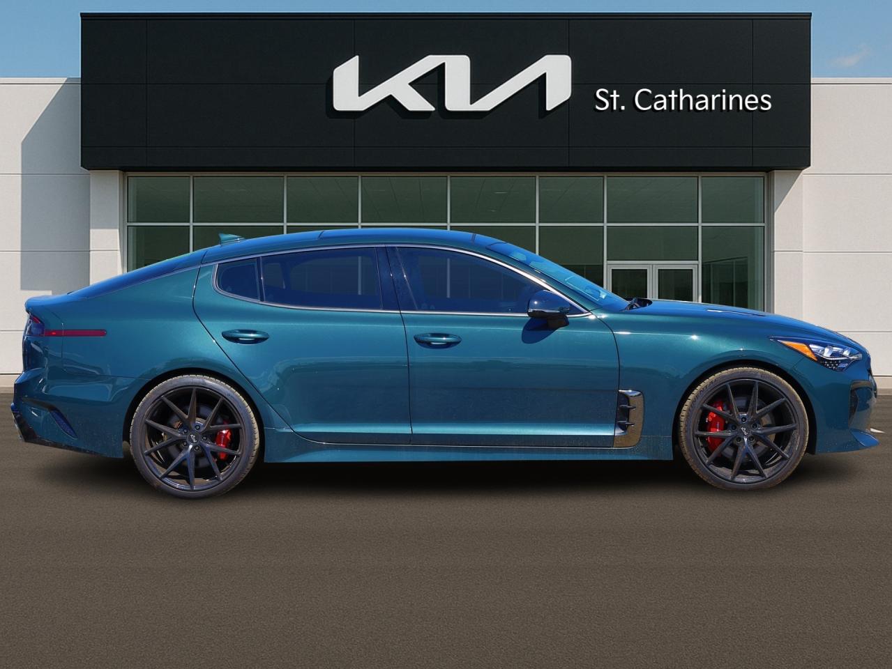 2022 Kia Stinger GT Limited AWD   Cooled Seat   NAVI   Leather Photo