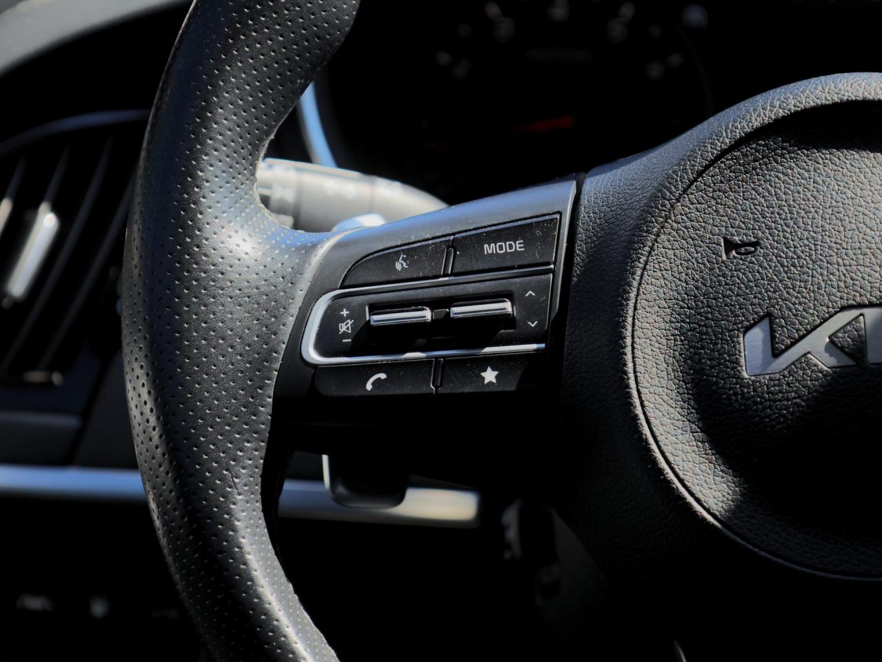 2022 Kia Stinger GT Limited AWD   Cooled Seat   NAVI   Leather Photo