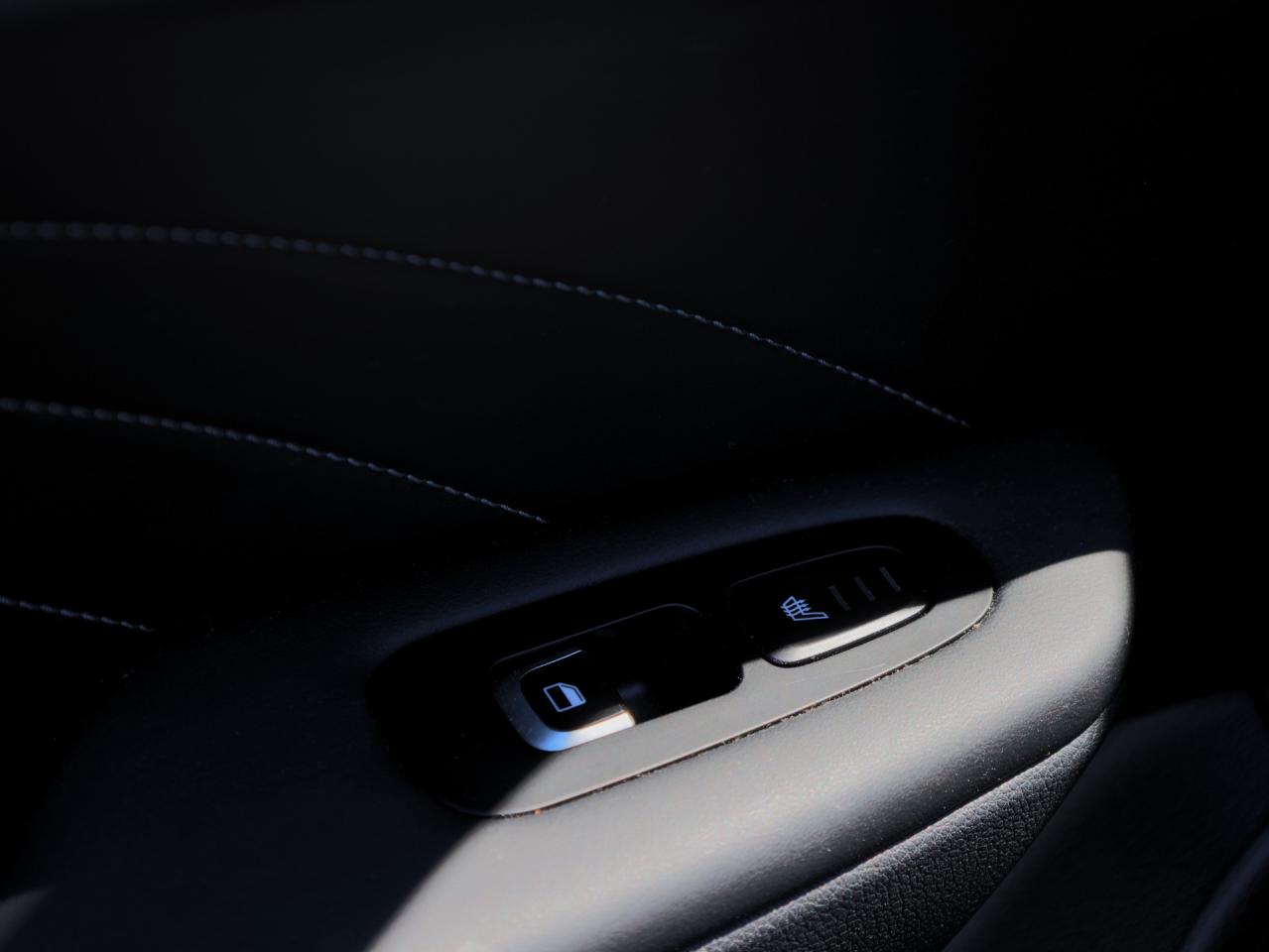 2022 Kia Stinger GT Limited AWD   Cooled Seat   NAVI   Leather Photo