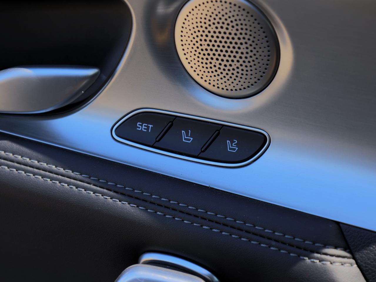 2022 Kia Stinger GT Limited AWD   Cooled Seat   NAVI   Leather Photo