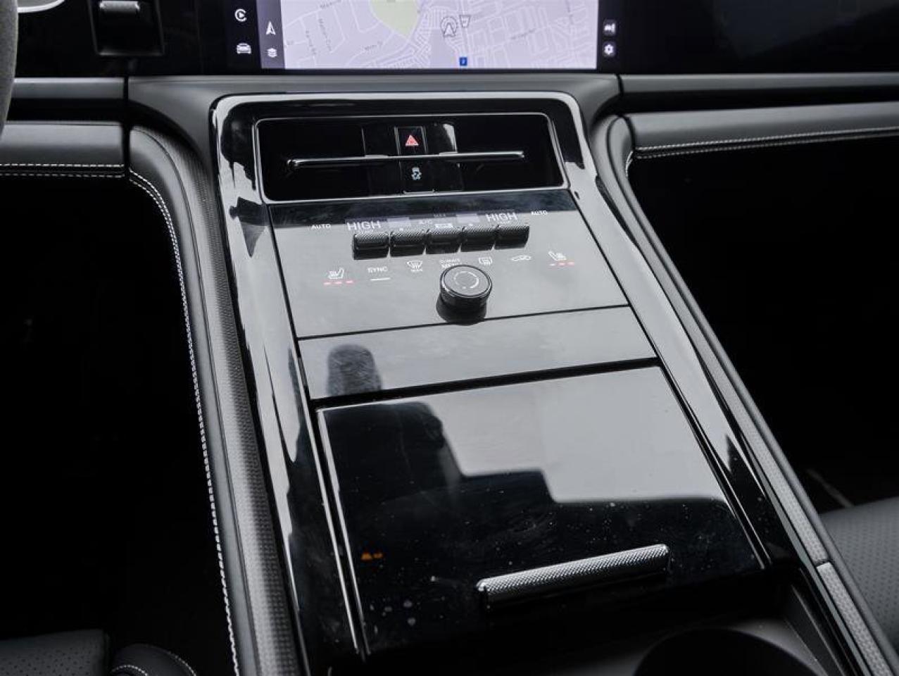 2025 Porsche Panamera GTS AWD Premium Pkg Assistance Pkg Deviated Stitch Photo