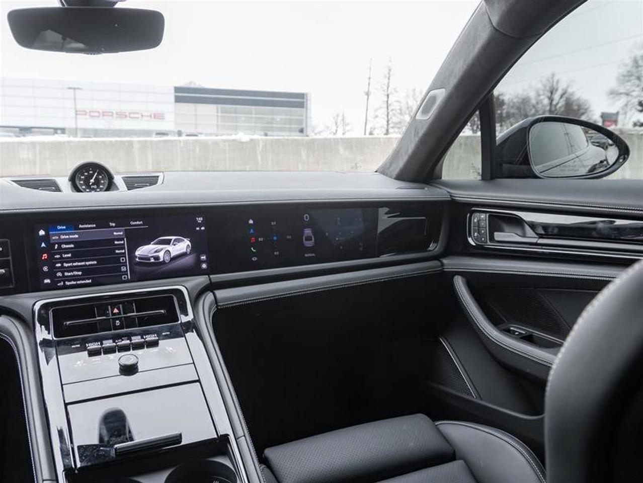 2025 Porsche Panamera GTS AWD Premium Pkg Assistance Pkg Deviated Stitch Photo