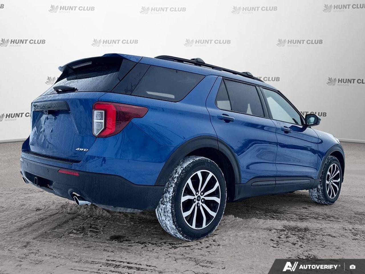 2022 Ford Explorer ST-Line Photo