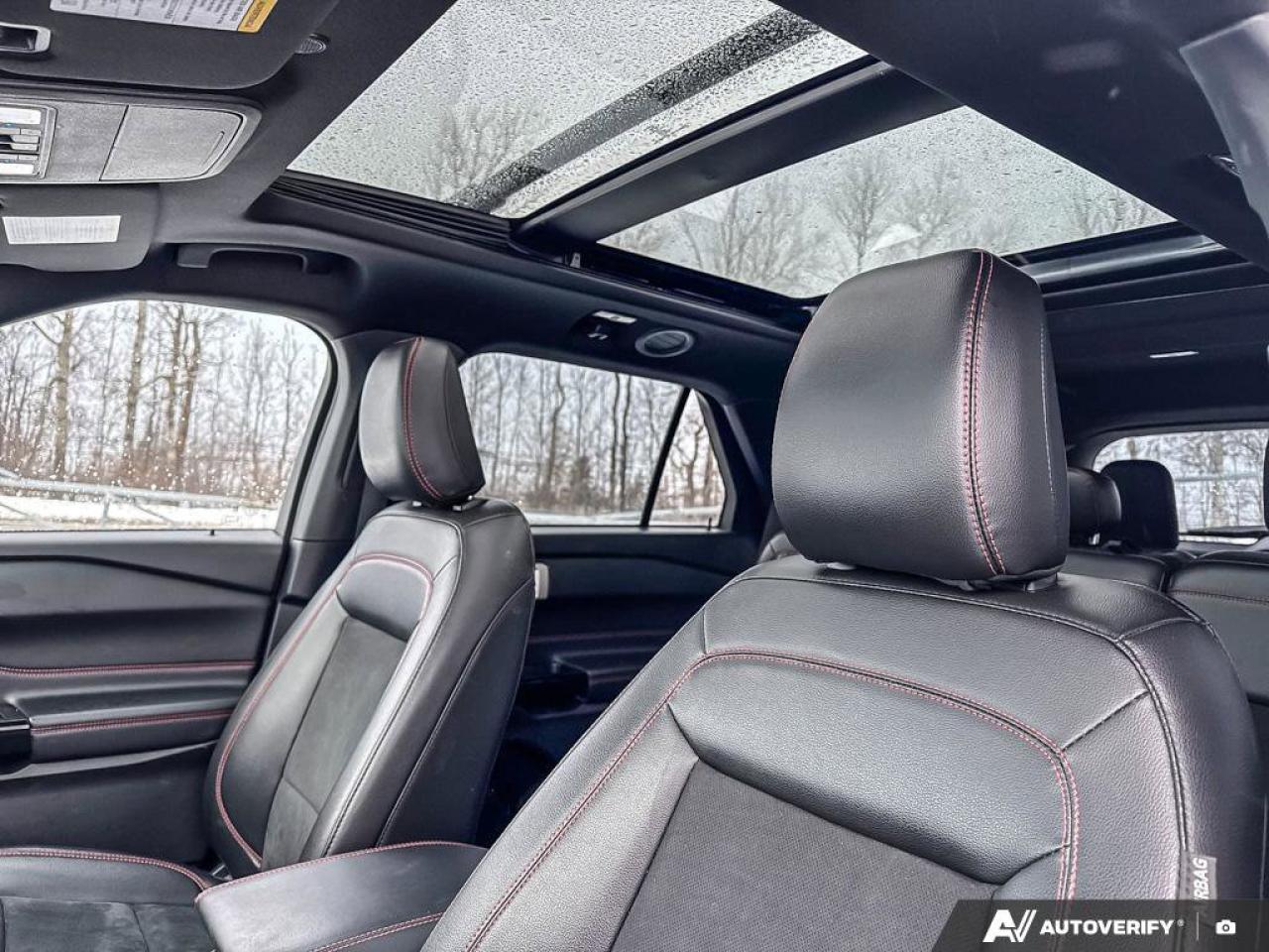 2022 Ford Explorer ST-Line Photo