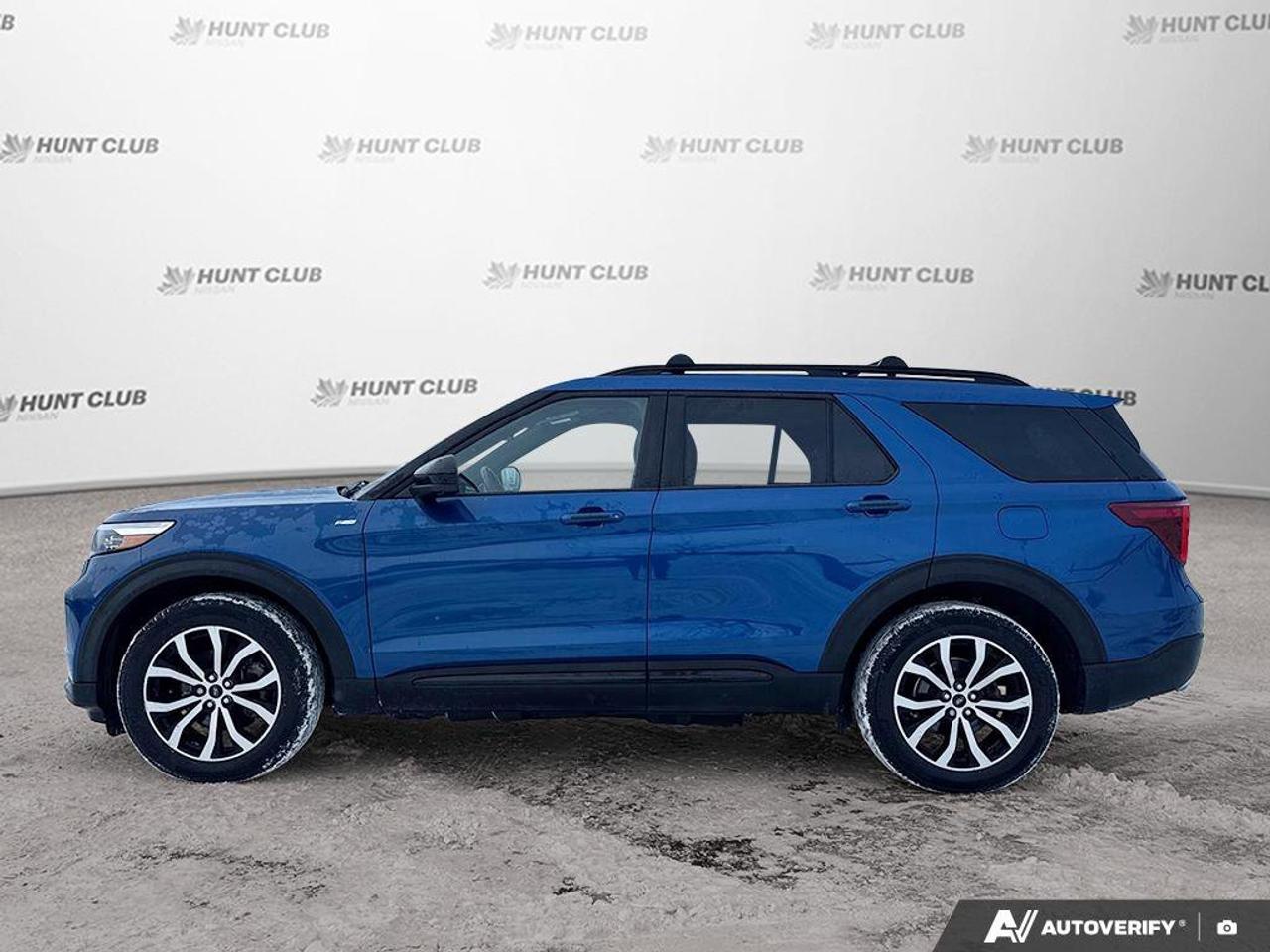 2022 Ford Explorer ST-Line   3rd Row Seats   Moonroof   Leather Seats Photo3