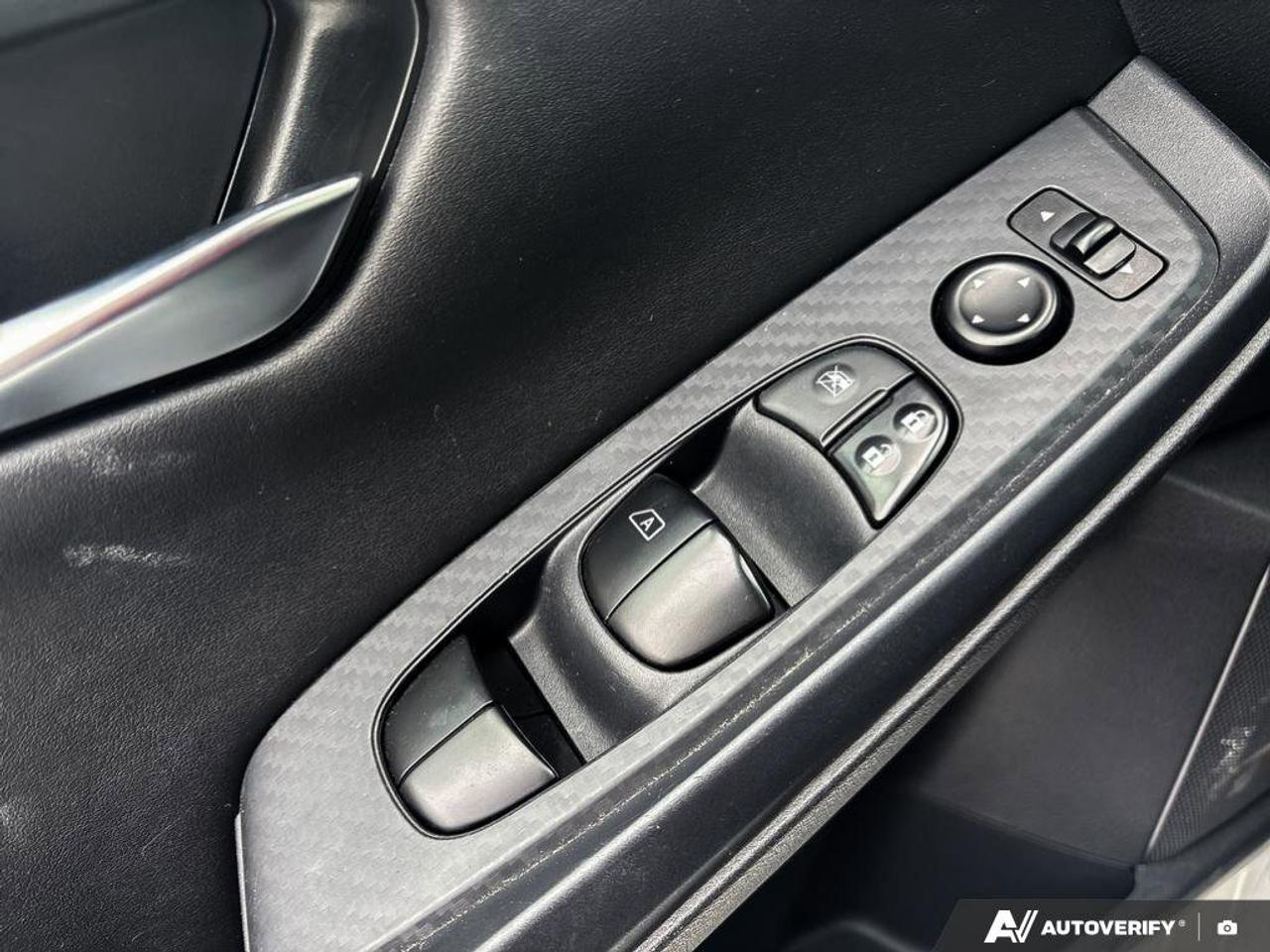 2023 Nissan Sentra SV   Apple Car Play   Android Auto   Heated Seats Photo