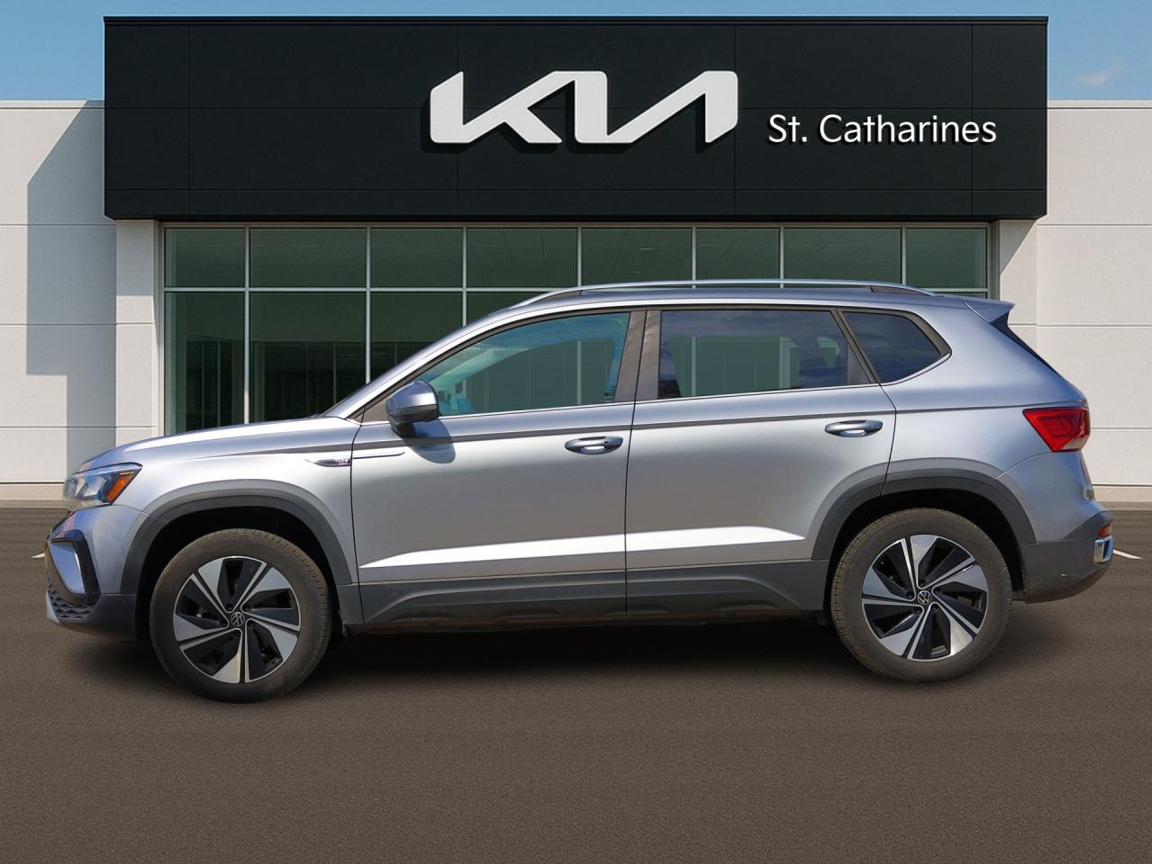 2024 Volkswagen Taos Comfortline 4MOTION   Climate Ctrl   Push Start Photo