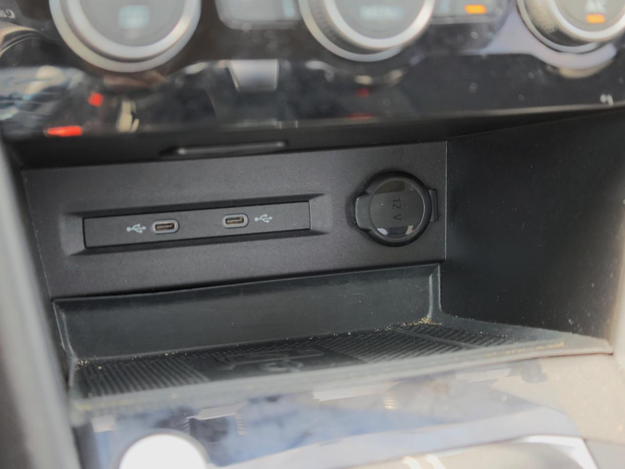 2024 Volkswagen Taos Comfortline 4MOTION   Climate Ctrl   Push Start Photo