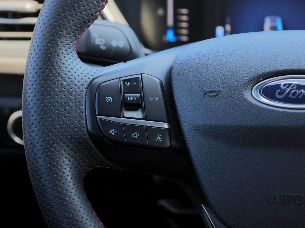 2023 Ford Escape ST-Line   Leather   Power Liftgate   Climate Ctrl Photo