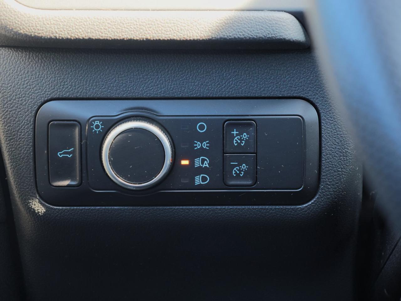 2023 Ford Escape ST-Line   Leather   Power Liftgate   Climate Ctrl Photo