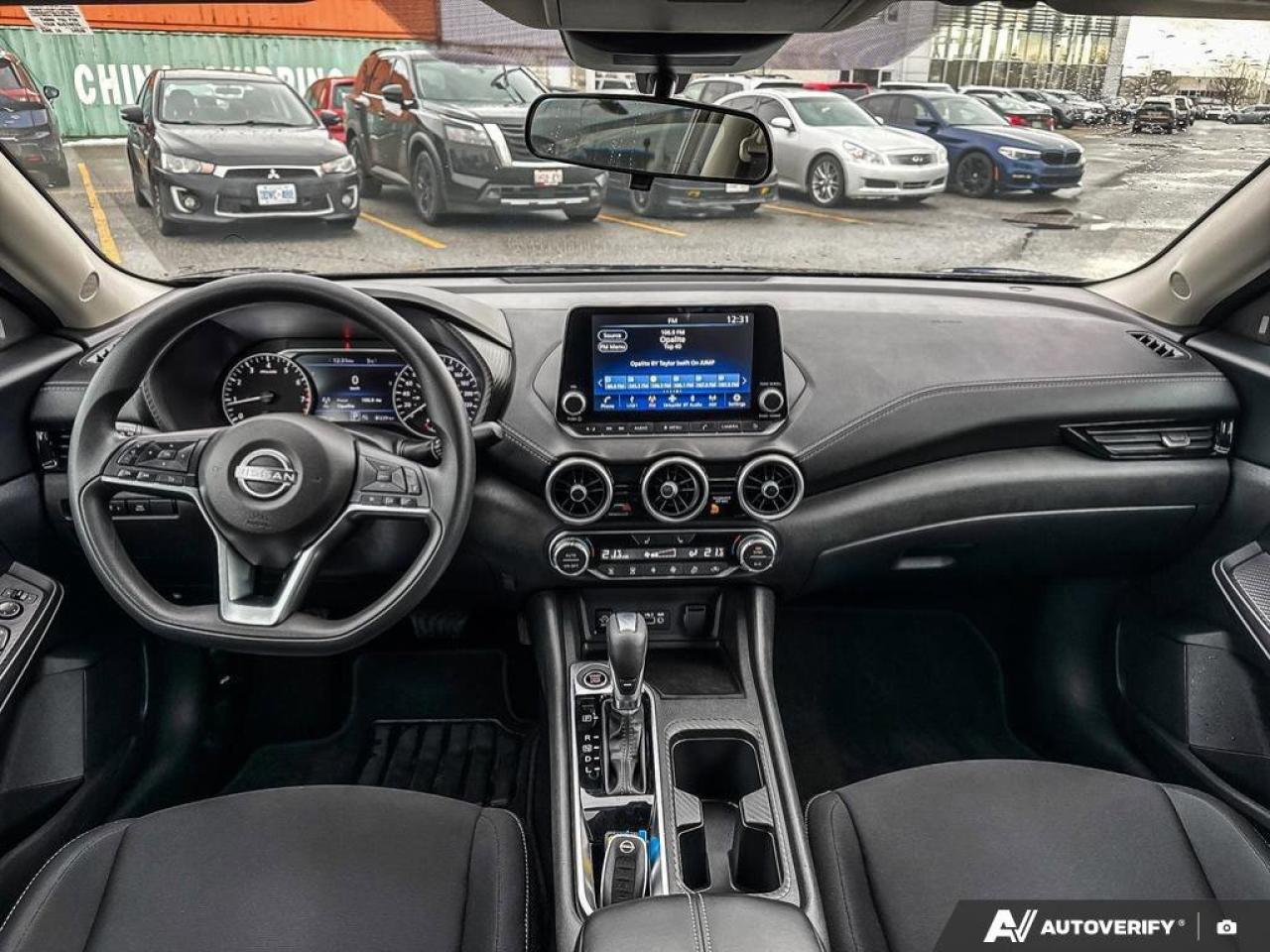 2024 Nissan Sentra SV Photo