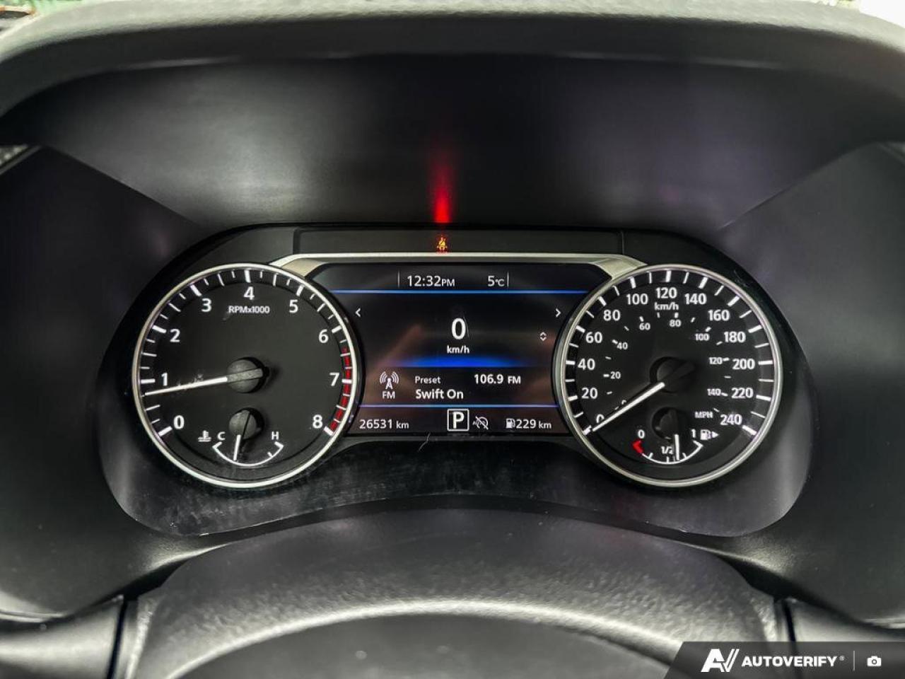 2024 Nissan Sentra SV Photo