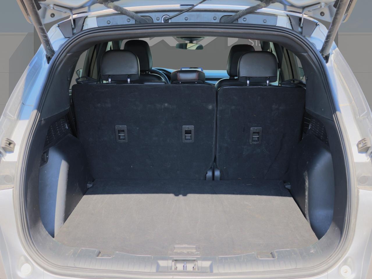 2024 Ford Escape ST-Line   Smart Cruise   Pilot360+   Remote Start Photo