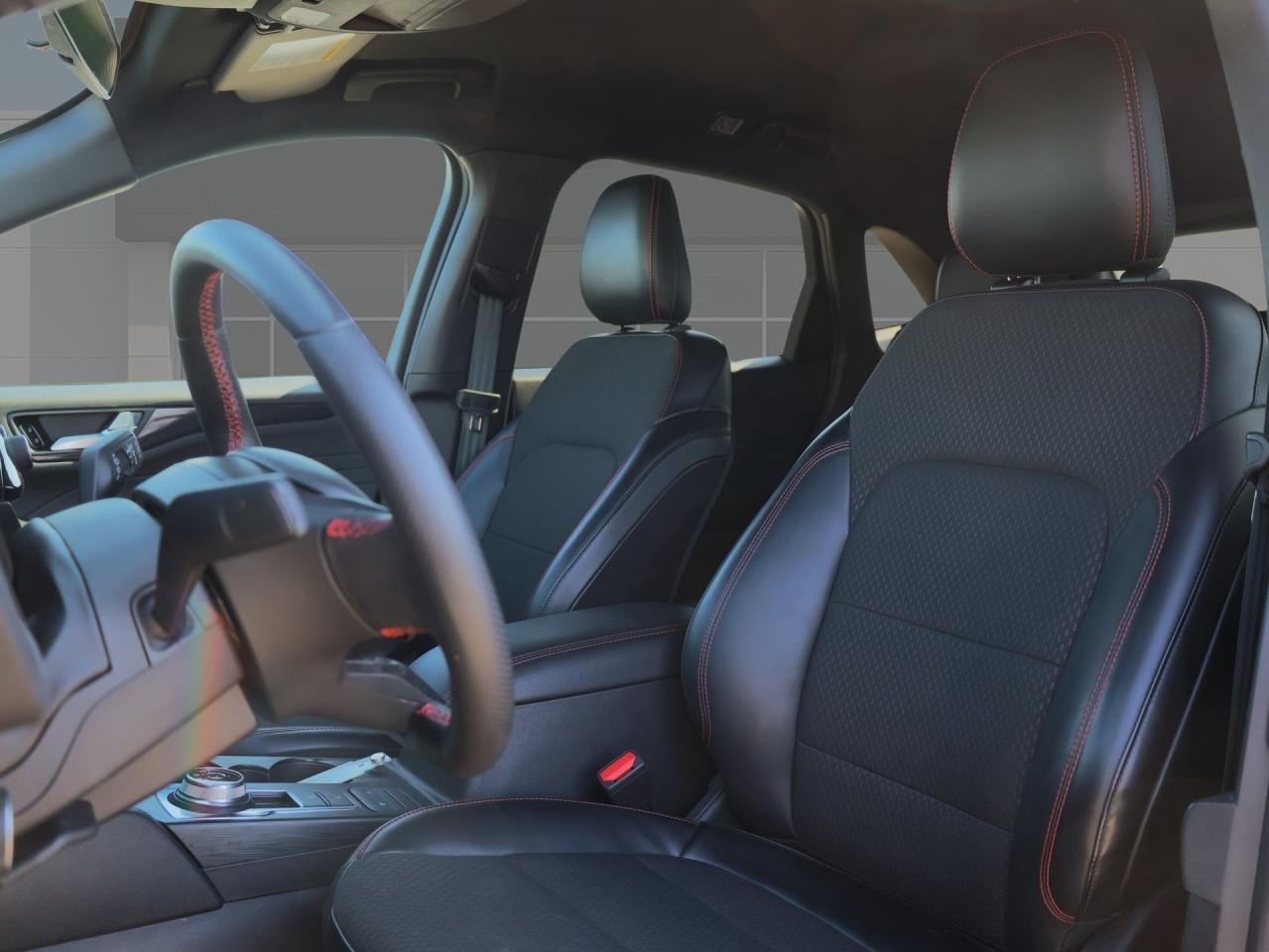 2024 Ford Escape ST-Line   Smart Cruise   Pilot360+   Remote Start Photo