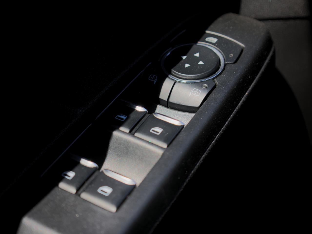 2024 Ford Escape ST-Line   Smart Cruise   Pilot360+   Remote Start Photo