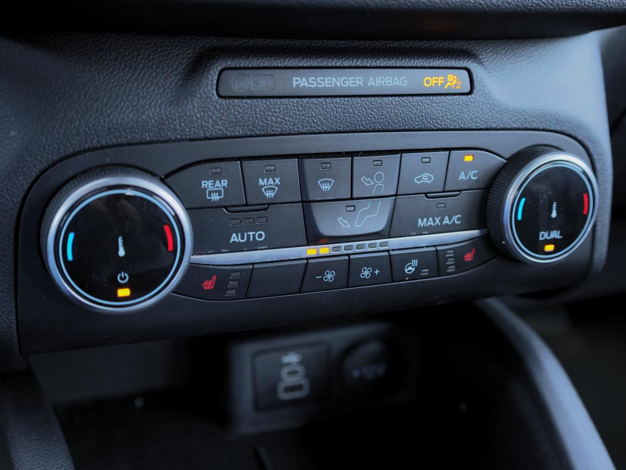 2024 Ford Escape ST-Line   Smart Cruise   Pilot360+   Remote Start Photo