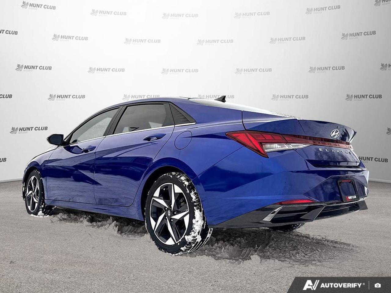 2023 Hyundai Elantra Luxury Photo