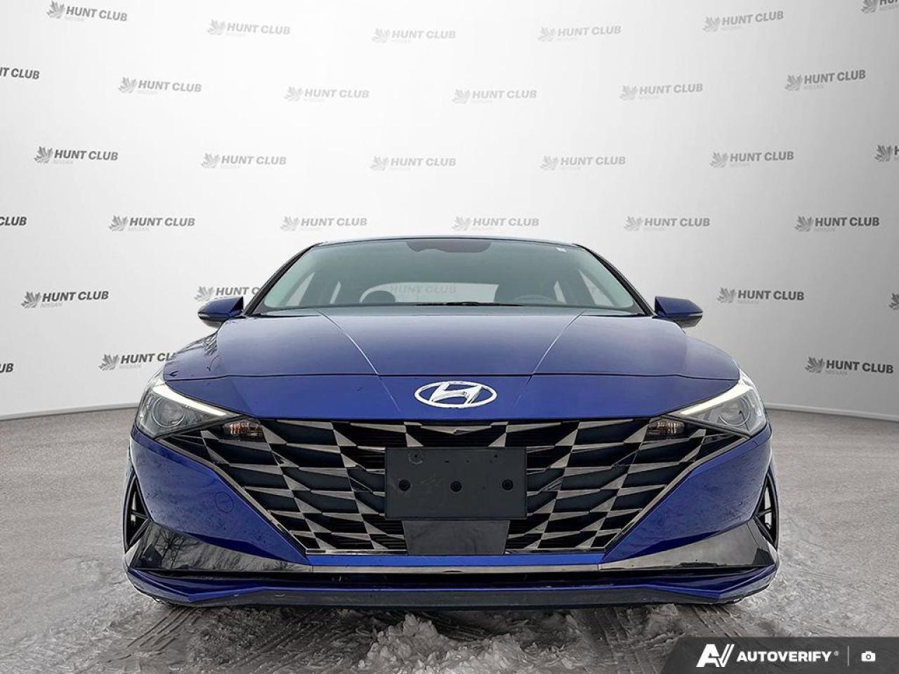 2023 Hyundai Elantra Luxury Photo