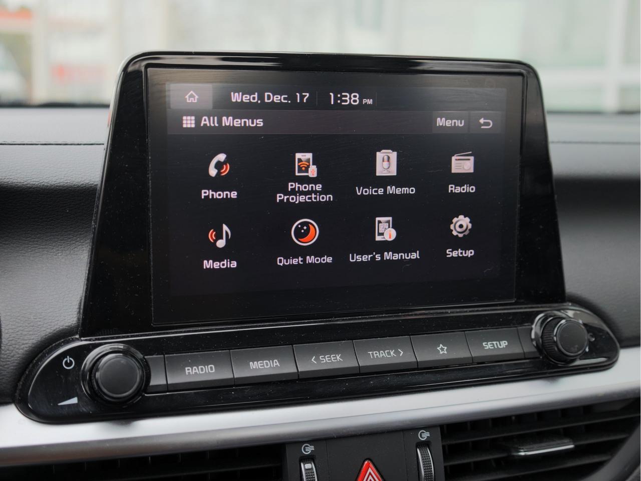 2024 Kia Forte5 EX IVT Photo