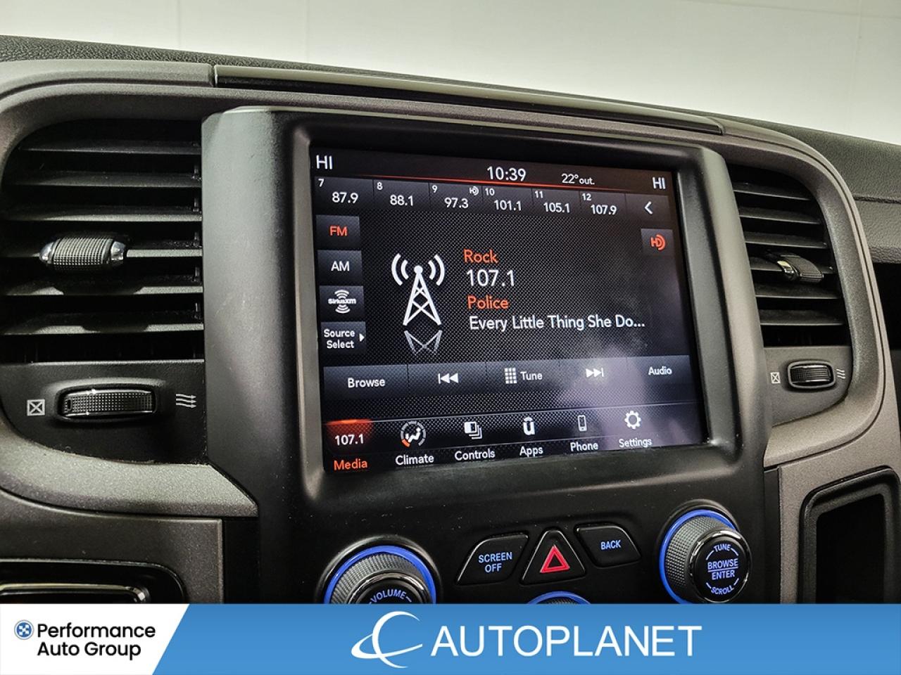 2021 RAM 1500 Classic Express 4x4 - FINANCE @$115/WK OR LEASE @$127/WK Photo