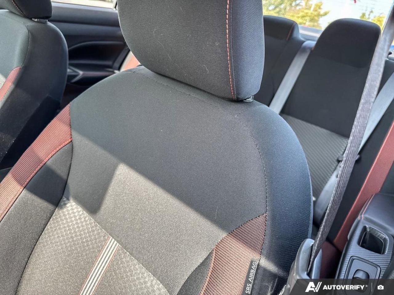 2023 Nissan Versa SR Photo