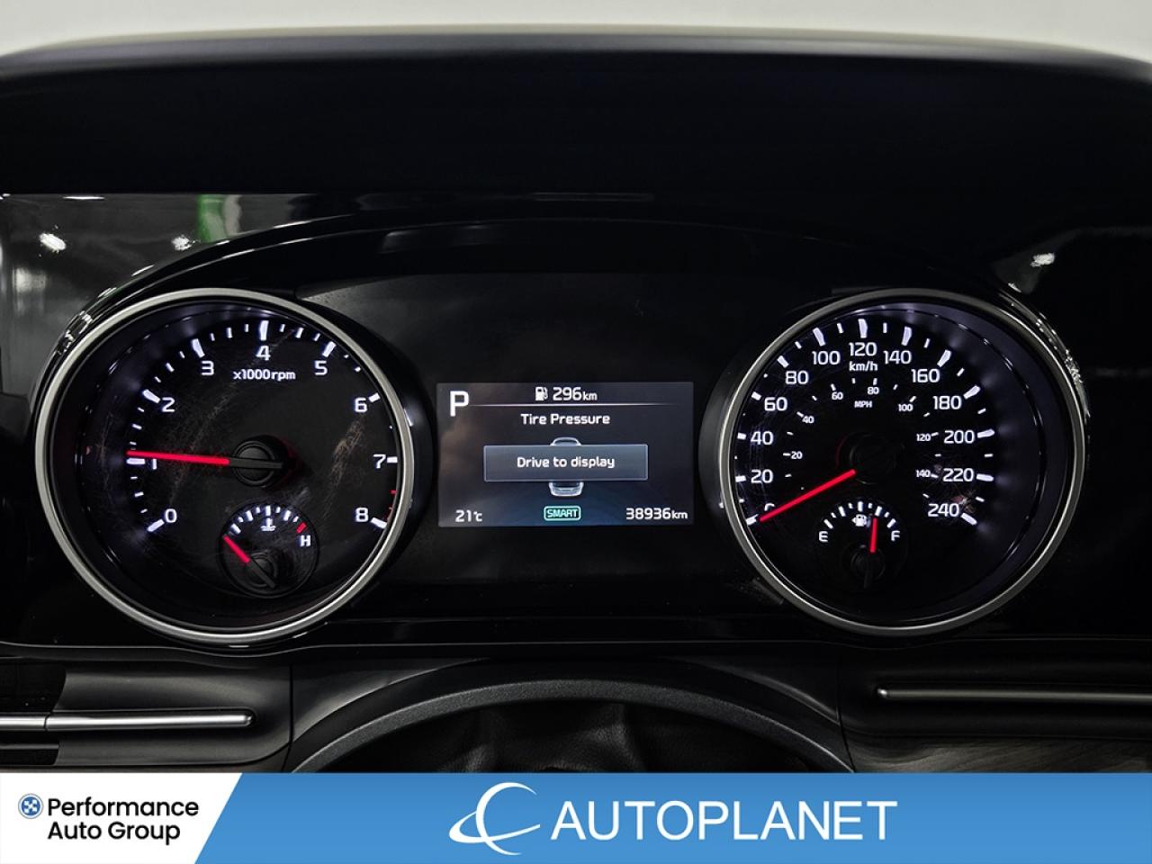 2024 Kia Carnival EX - FINANCE @$143/WK OR LEASE @$175/WK Photo