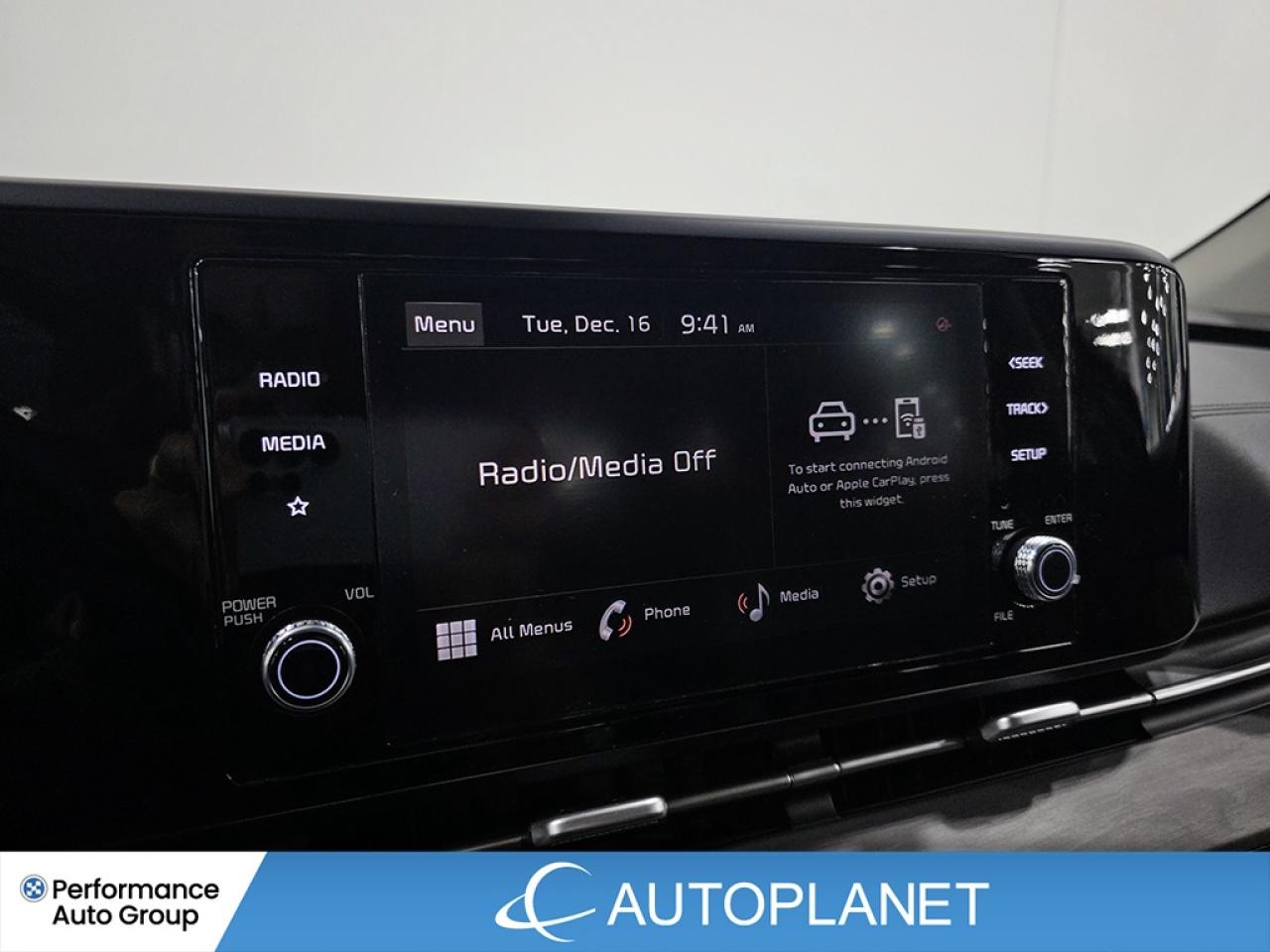 2024 Kia Carnival EX - FINANCE @$143/WK OR LEASE @$175/WK Photo