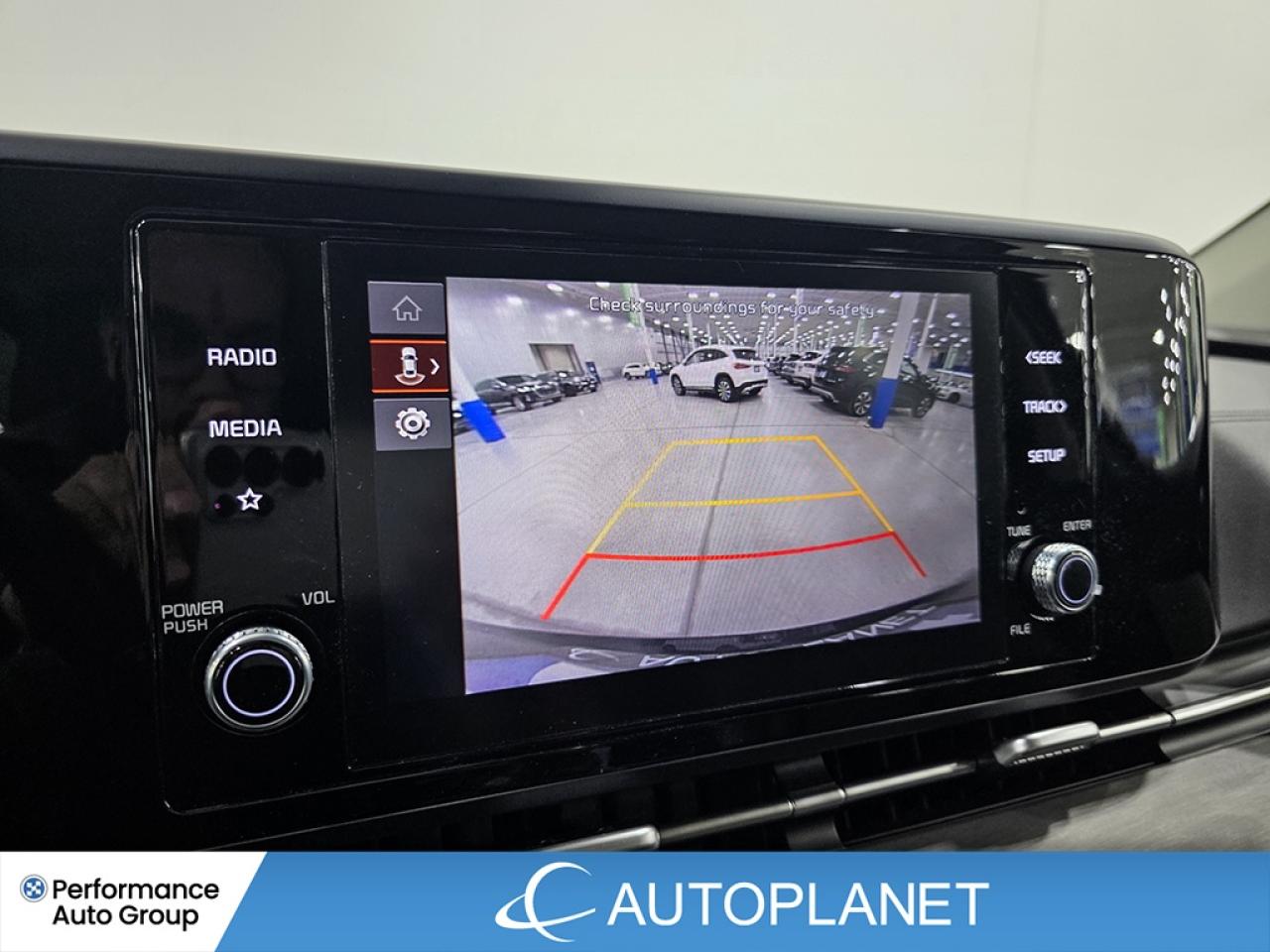 2024 Kia Carnival EX - FINANCE @$143/WK OR LEASE @$175/WK Photo