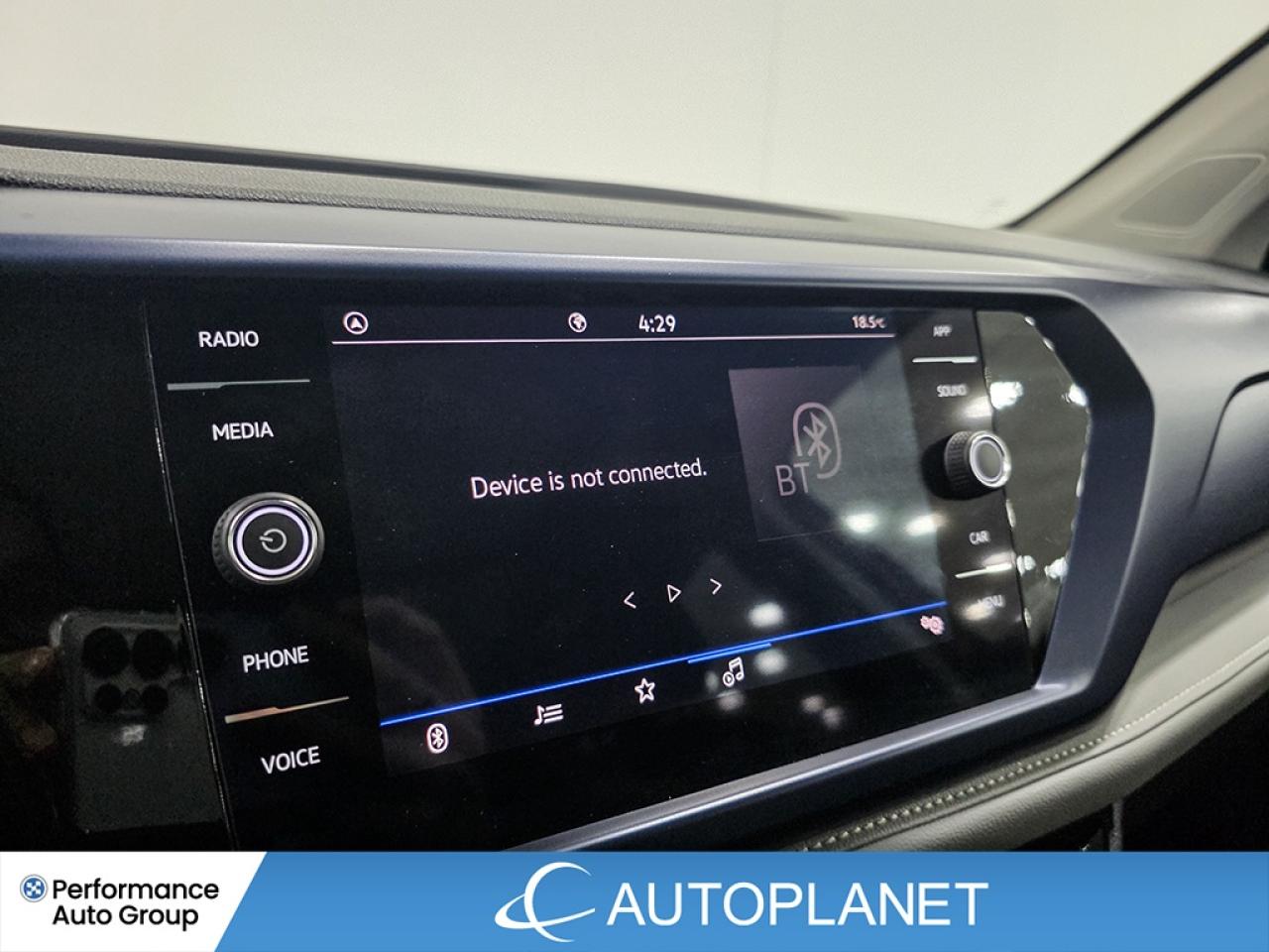 2024 Volkswagen Taos Comfortline - FINANCE @$79/WK OR LEASE @$97/WK Photo