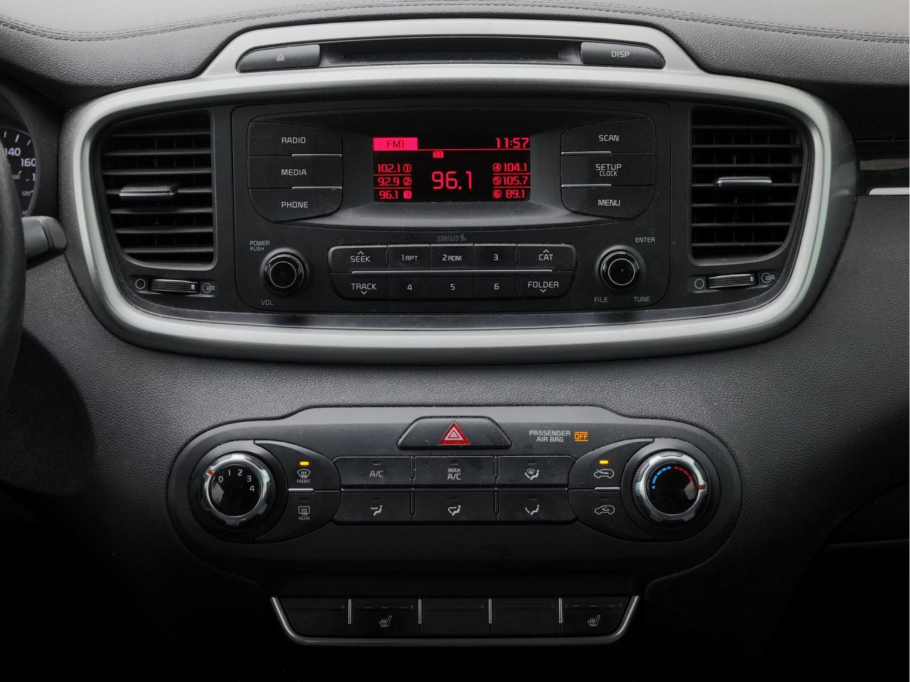 2016 Kia Sorento LX AS TRADED Photo