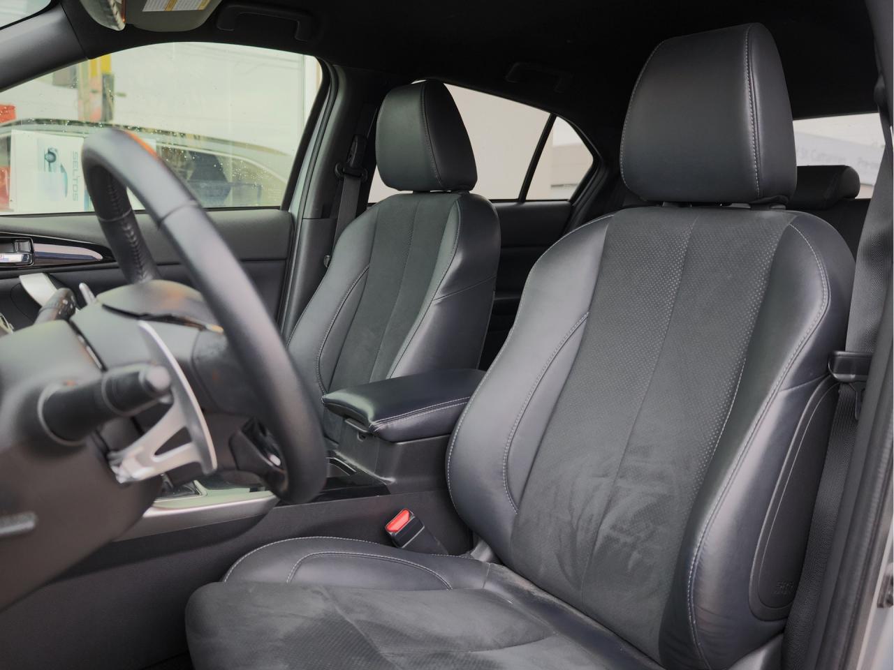 2023 Mitsubishi Eclipse Cross SEL S-AWC Photo