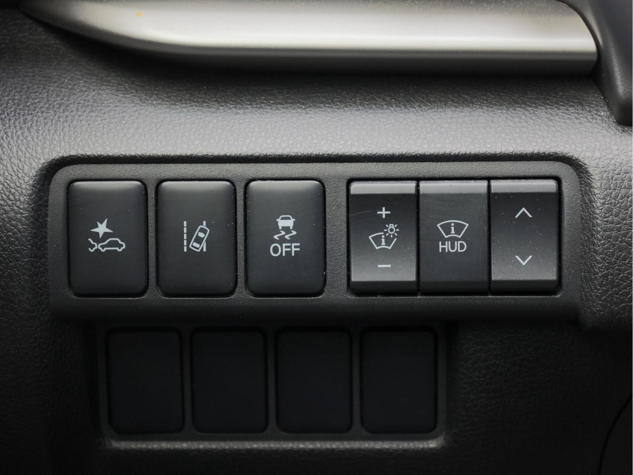 2023 Mitsubishi Eclipse Cross SEL S-AWC Photo