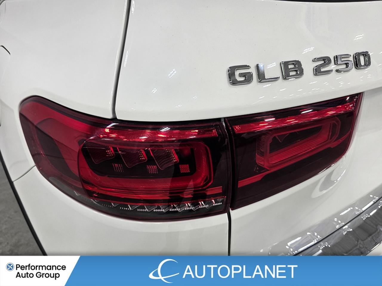 2023 Mercedes-Benz GLB250 4MATIC, Premium Pkg, 360 Cam, Navi, Heated Seats! Photo