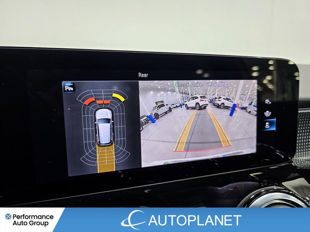 2023 Mercedes-Benz GLB250 4MATIC, Premium Pkg, 360 Cam, Navi, Heated Seats! Photo