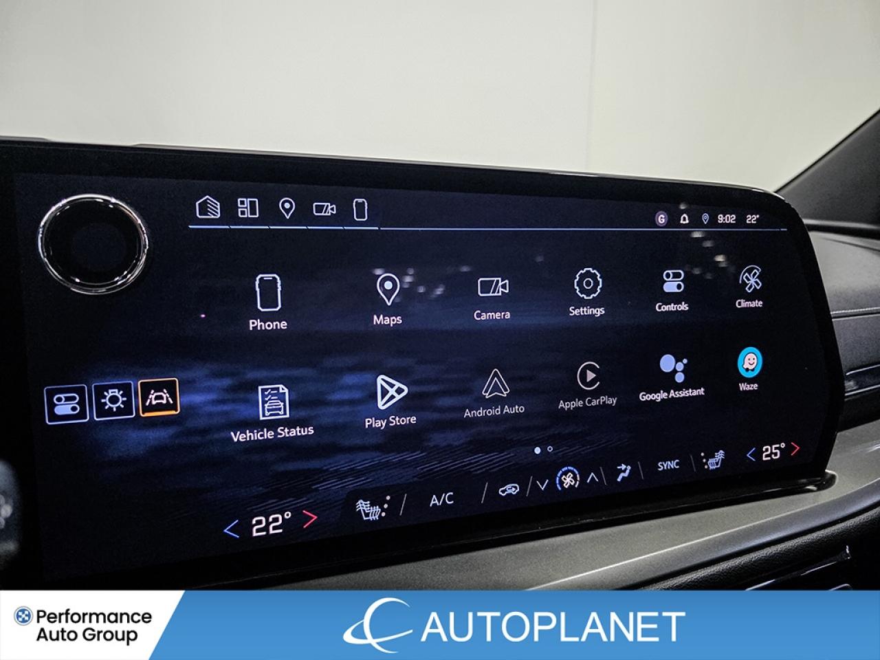 2024 Chevrolet Traverse LT AWD - FINANCE @$142/WK OR LEASE @$167/WK Photo