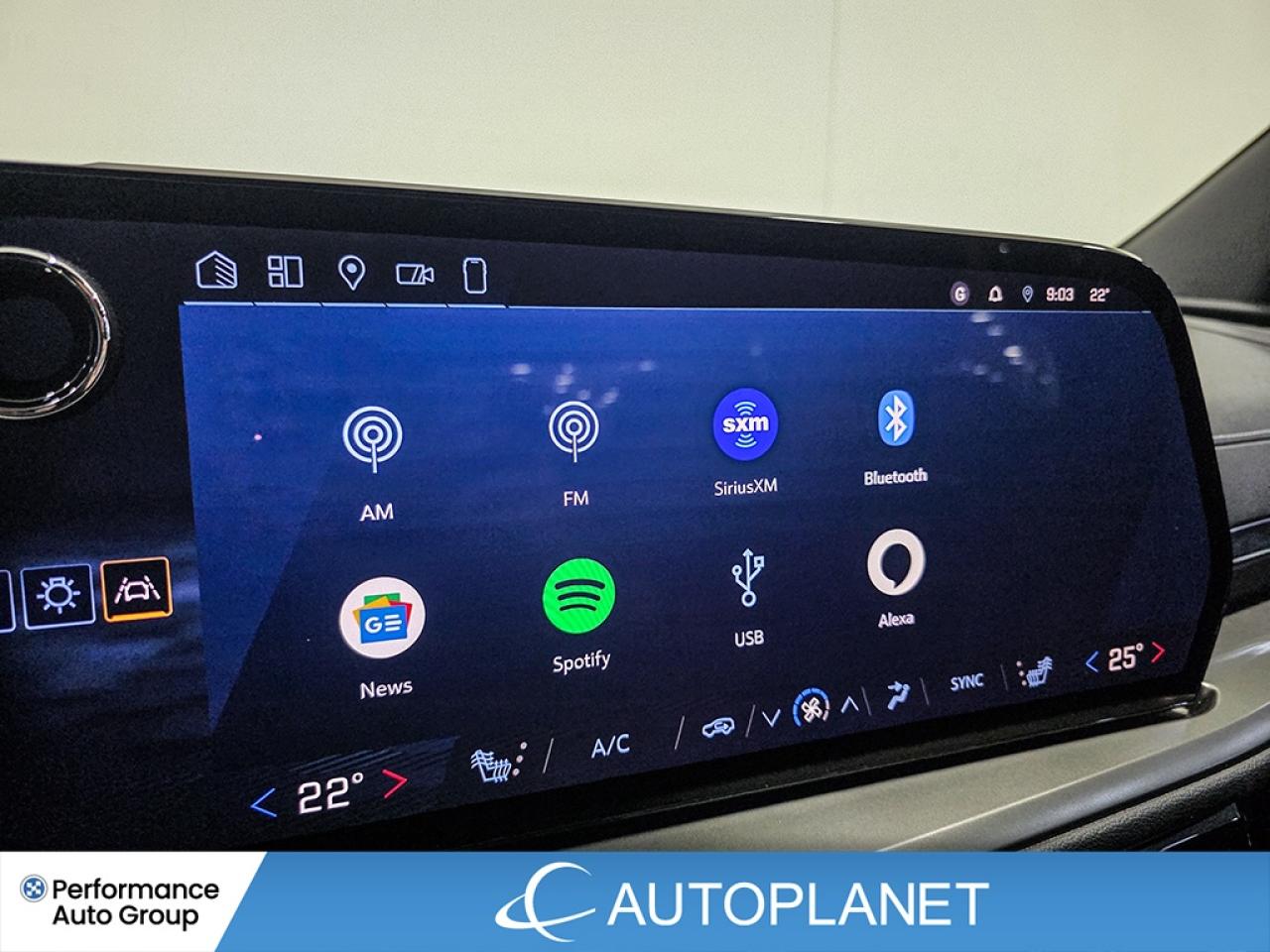 2024 Chevrolet Traverse LT AWD - FINANCE @$142/WK OR LEASE @$167/WK Photo