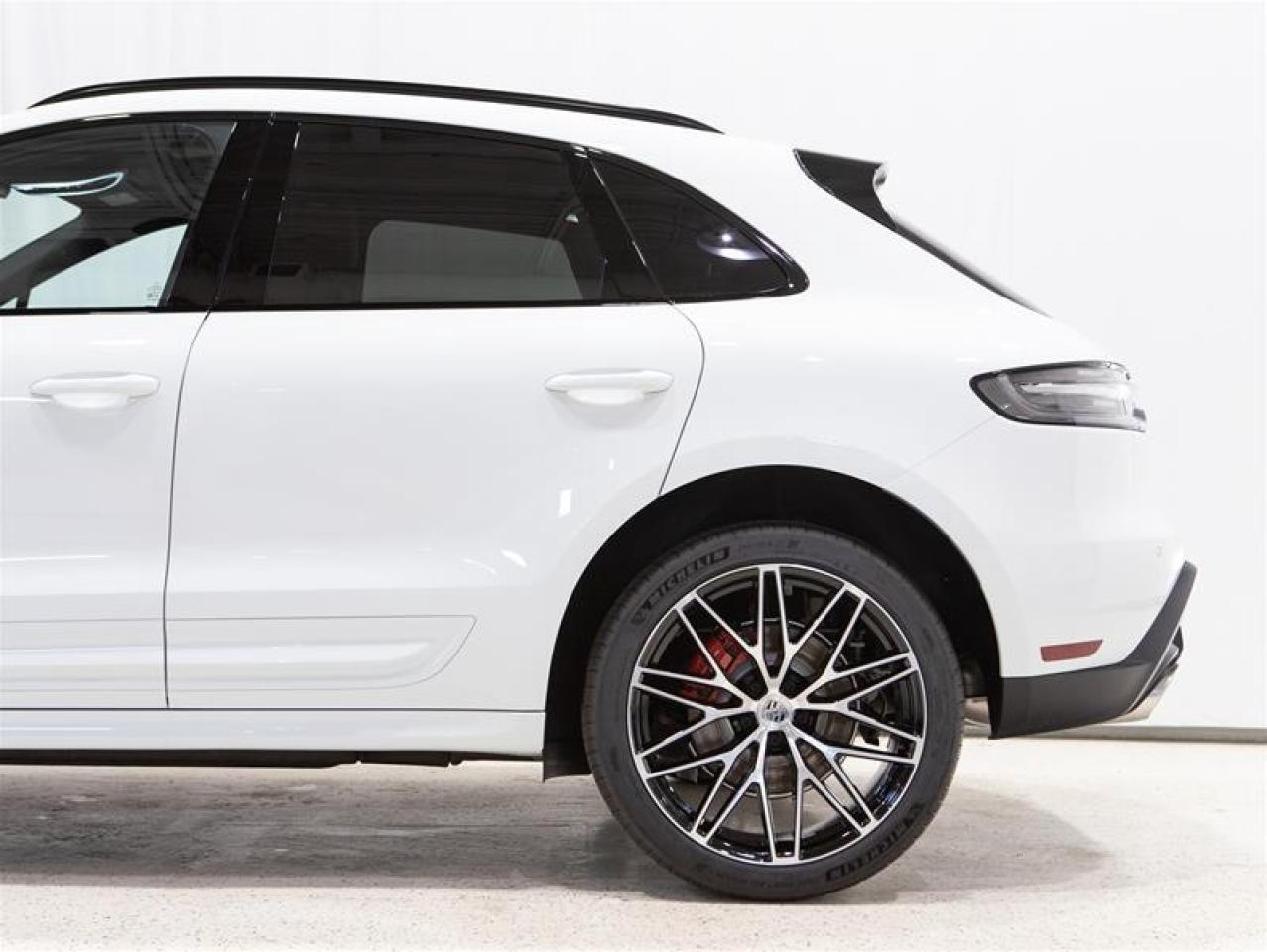 2026 Porsche Macan S AWD Photo