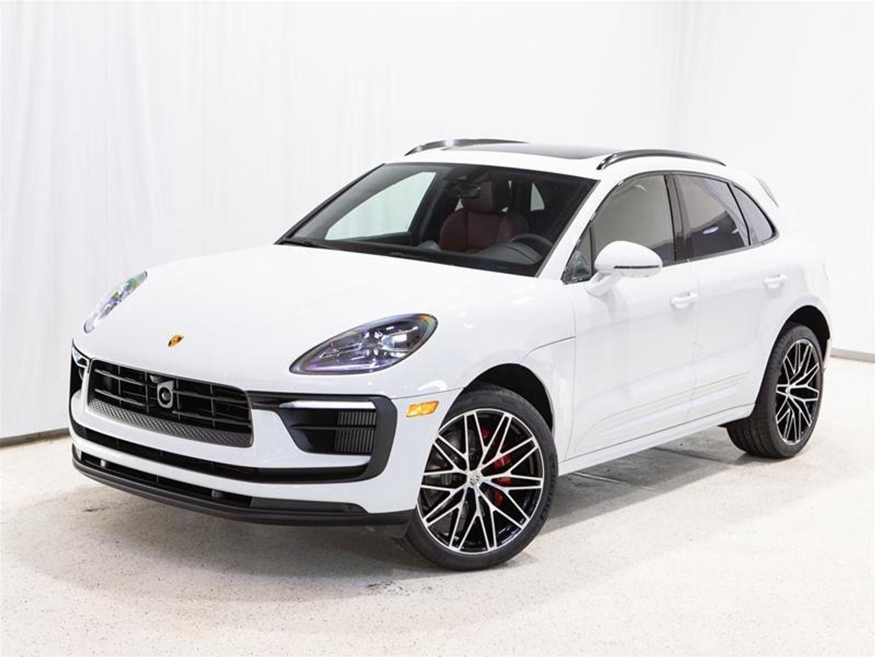 2026 Porsche Macan S AWD Photo