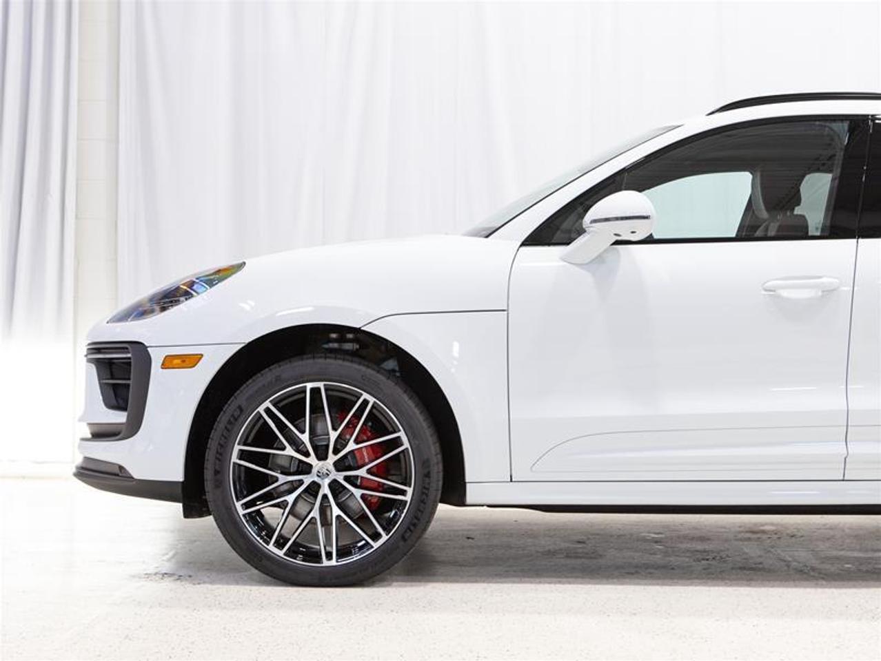 2026 Porsche Macan S AWD Photo