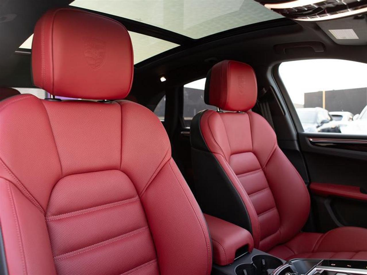 2026 Porsche Macan S AWD Photo