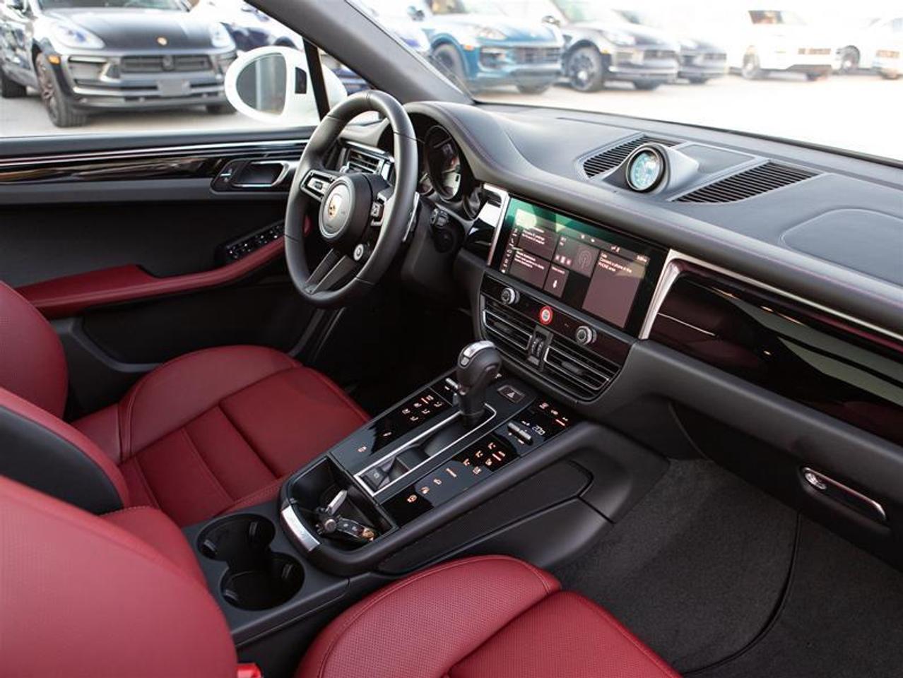 2026 Porsche Macan S AWD Photo