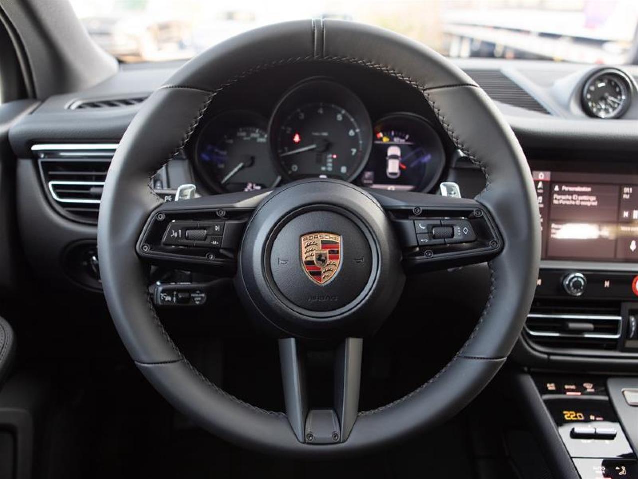 2026 Porsche Macan AWD Photo